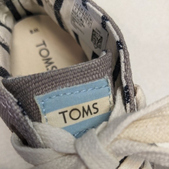 TOMS women's Bota Boots gray canvas sneakers - EUC - very clean! 8 - Picture 4 of 5